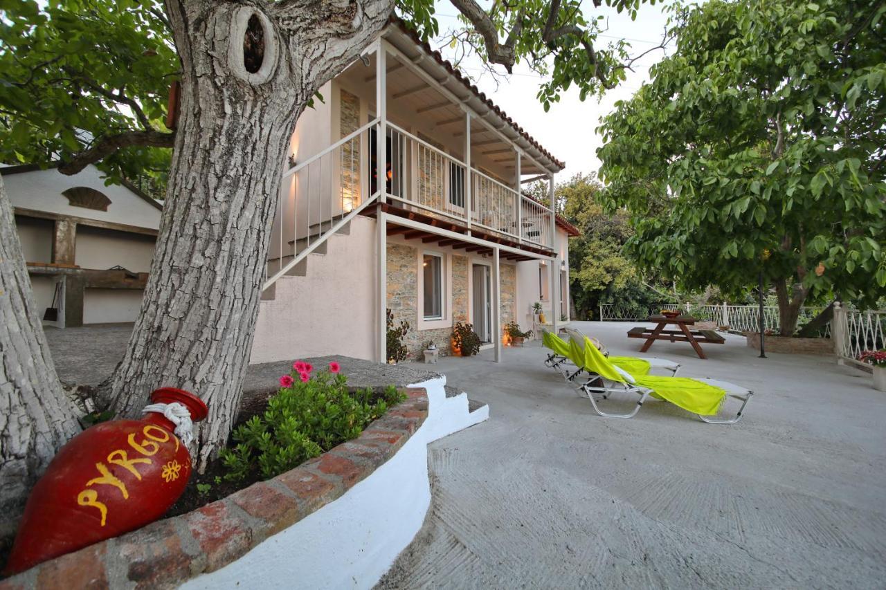 Pyrgos Country House Skopelos stad Exteriör bild